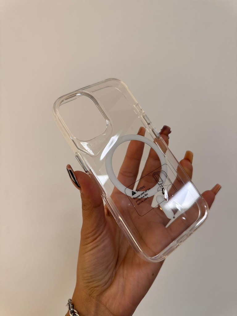 Estuche TPU Gear4 MagSafe IPhone 16 Clear